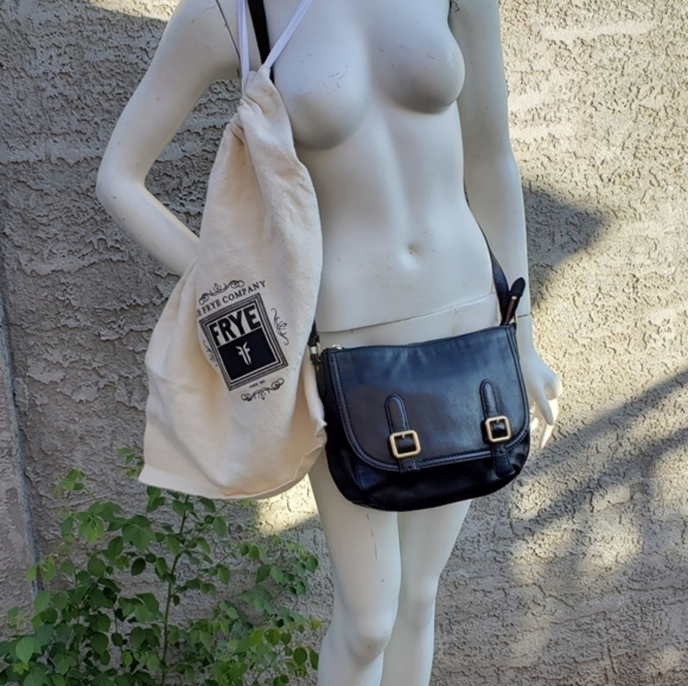 Frye Black Leather Cross Body Bag - Picture 15 of 16